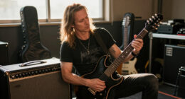 Metallica’s James Hetfield: “Tony Iommi Is The Riff Lord”